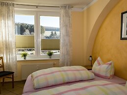 Ferienwohnung im Sauerland mit Terrasse
