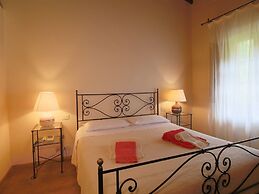 Peaceful Villa Stay in Tuscany