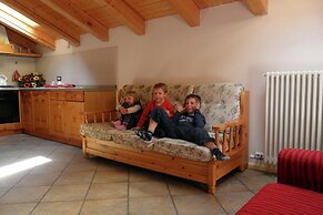 Apartment in Celledizzo Near Ski Area