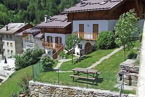 Apartment in Celledizzo Near Ski Area
