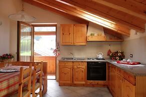 Apartment in Celledizzo Near Ski Area