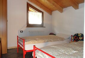 Apartment in Celledizzo Near Ski Area