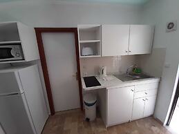 Apartment in Mpenitses With Sea Views & Pool