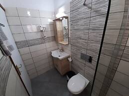 Apartment in Mpenitses With Sea Views & Pool