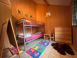 Charming Stay by the Meuse