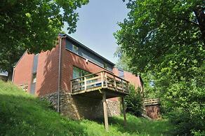 Charming Stay by the Meuse