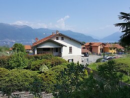 Holiday Home Near Lago Maggiore Pool