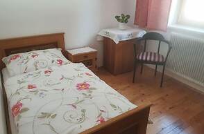 Holiday Home in Altmelon Near Weinsberg Forest