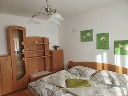 Holiday Home in Altmelon Near Weinsberg Forest