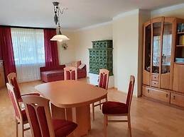 Holiday Home in Altmelon Near Weinsberg Forest