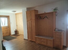 Holiday Home in Altmelon Near Weinsberg Forest