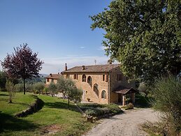 Villa in Umbria With Saltwater Pool