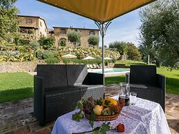 Villa in Umbria With Saltwater Pool