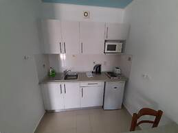 Apartment in Mpenitses With Sea Views & Pool