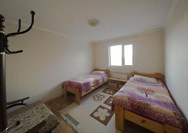 Guesthouse Alakol