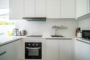 Kamala Garden View villa by Lofty