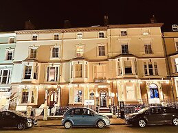 Lawton & Lauriston Court