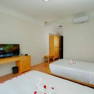 Sea and Sand Hotel