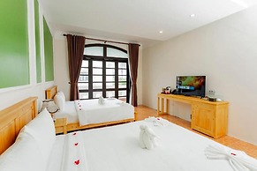 Sea and Sand Hotel