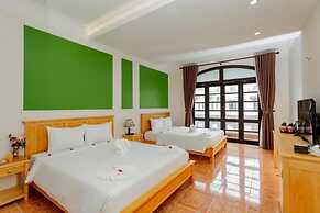 Sea and Sand Hotel