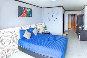 Happy Jomtien - Direct Beach Access, Sea View & Central Location