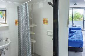 Happy Jomtien - Direct Beach Access, Sea View & Central Location