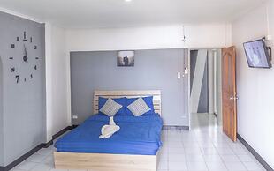 Happy Jomtien - Direct Beach Access, Sea View & Central Location
