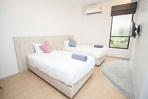 All day hostel @ BTS Bang Chak