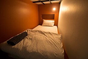 All day hostel @ BTS Bang Chak