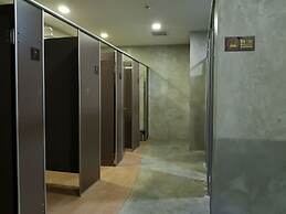 All day hostel @ BTS Bang Chak
