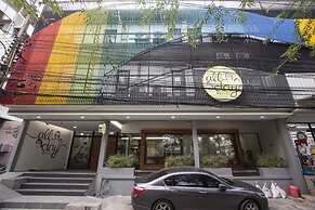 All day hostel @ BTS Bang Chak