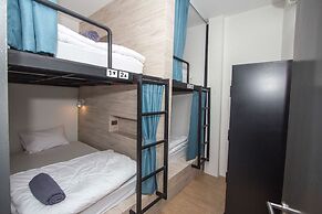 All day hostel @ BTS Bang Chak