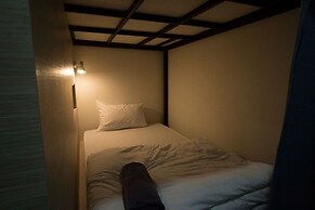 All day hostel @ BTS Bang Chak