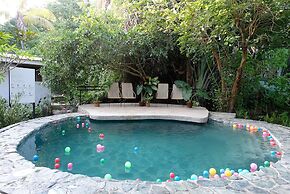 Mad Monkey Dumaguete