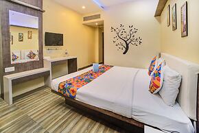 Fabhotel Bee Town