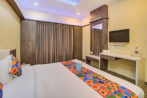 Fabhotel Bee Town