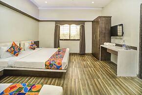 Fabhotel Bee Town