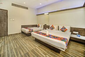 Fabhotel Bee Town