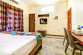FabHotel Nestlay Rooms