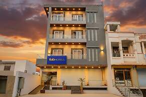 Fabhotel 7Th Crossing