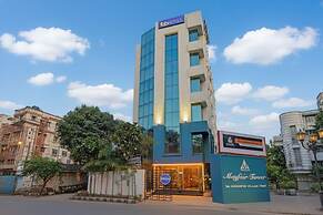 FabHotel Azure Sky