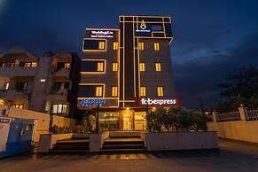 FabHotel Naman Palace