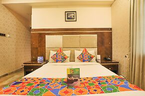 Fabhotel Frazer Suites