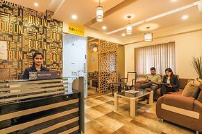 Fabhotel Frazer Suites