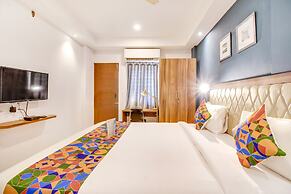 Hotel The Sun Suites