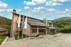 Dilijazz Hotel and Restaurant