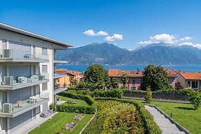 Modern House Apartments