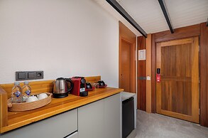 Lupia Suites