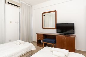 Flora Hotel Apartments