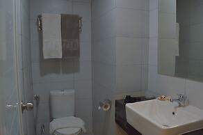 Giia Sanno Menteng